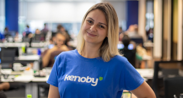 Luana Horchuliki, diretora de gente e gestão da Kenoby. Foto: divulgação.
