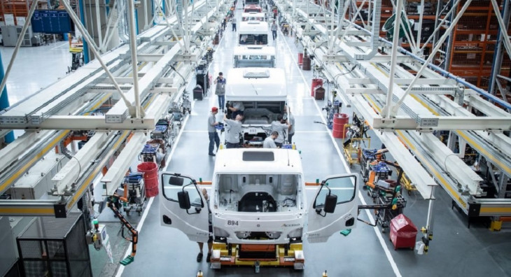Fábrica da Mercedes-Benz no Brasil. Foto: Divulgação.