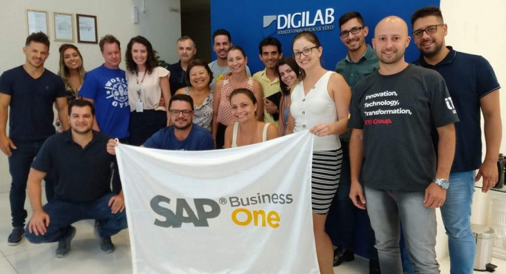 Equipe da Digilab e da Integrate.