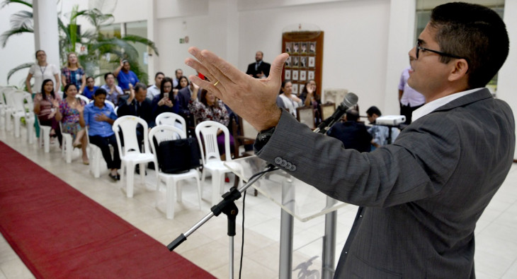 Fé não se converteu com facilidade em novas linhas telefônicas. Foto: Érika Nunes/TJPA.