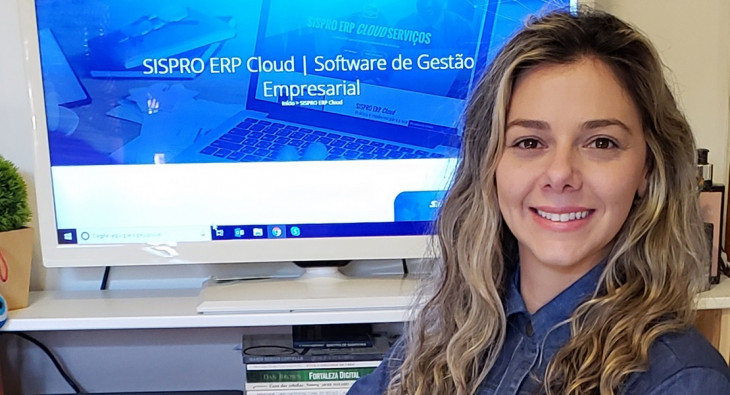 Renata Saffier, Especialista em Sucesso do Cliente SISPRO.