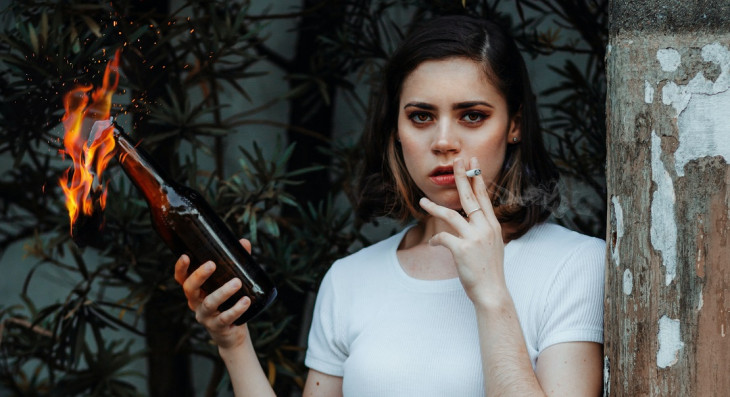Fornecedores da área de live marketing estão irritados. Foto: Pexels.
