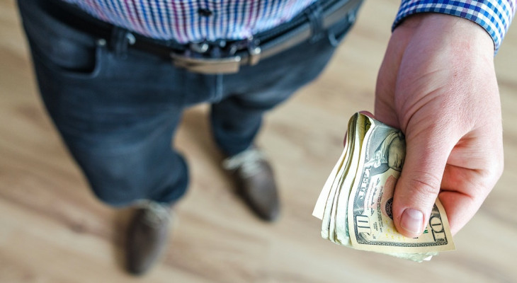 Cliente pode acabar tendo que pagar mais. Foto: Pexels.