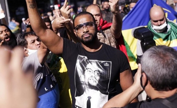 Emerson Vitalino, durante protesto na Paulista.