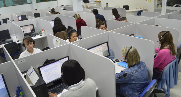 Call center da Fundação Pró Rim em atuação. Foto: divulgação.