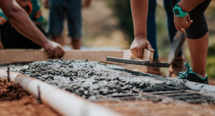 Acordo de cooperação técnica foi assinado com entidades da indústria do cimento. Foto: Pexels.