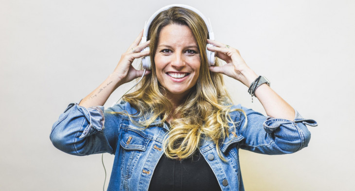 Beatriz Oliveira, diretora de marketing da Deezer no Brasil. Foto: divulgação.