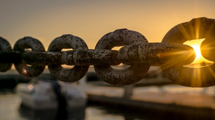 A base do blockchain é a interligação de informações. Foto: Pexels.