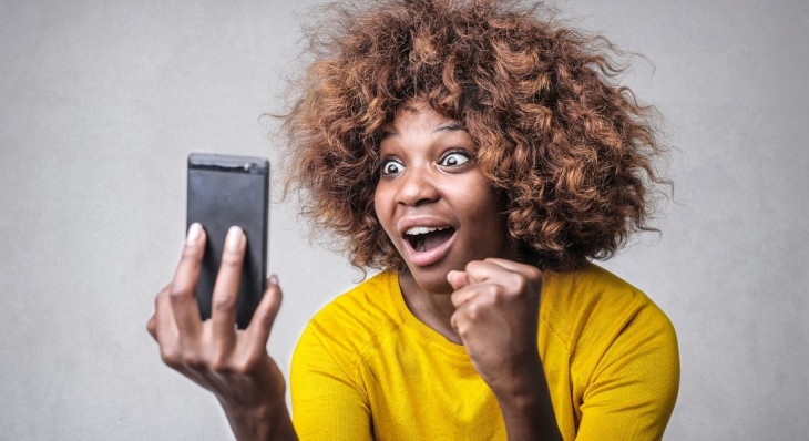 É fácil ganhar um celular novinho. Foto: Pexels.
