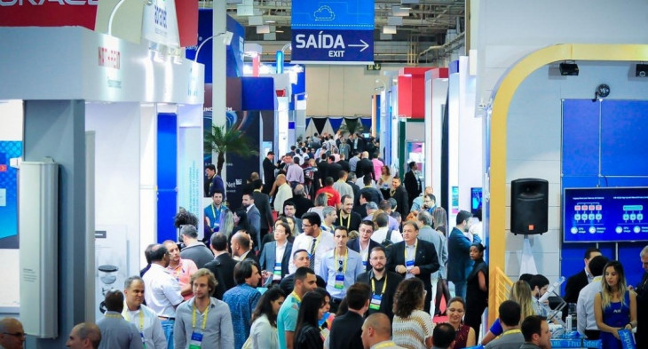 Público nos corredores da Futurecom. Possível em 2021? Foto: DIvulgaçao.