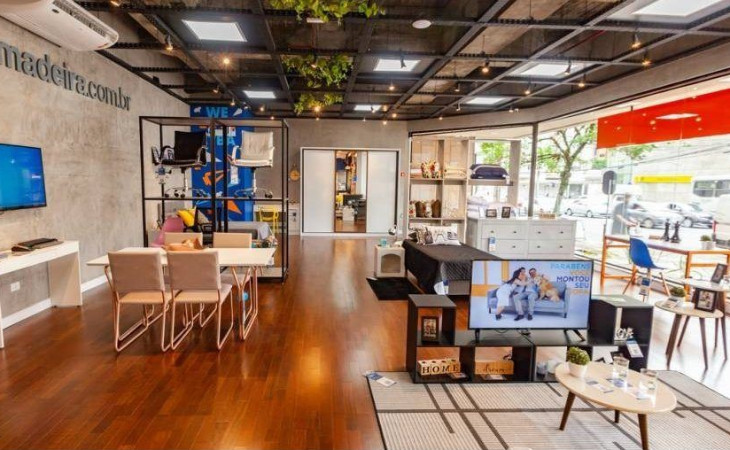Loja física com conceito Guide Shop da MadeiraMadeira em Curitiba. Foto: divulgação.