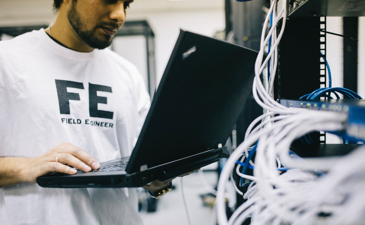 IDC aponta que para 82% das empresas, complexidade de rede é obstáculo. Foto: Pexels.
