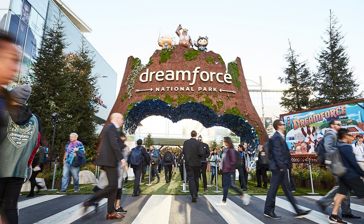 Participantes no Dreamforce em 2019, mil anos atrás. Foto: Divulgação.