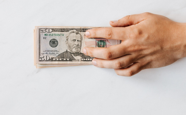 Quem quiser, pode pagar a AWS adiantado. Foto: Pexels.