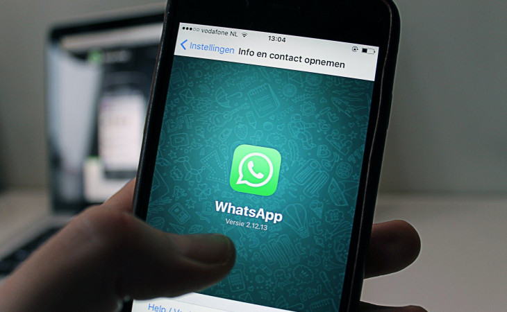 O WhatsApp garante aos usuários que ninguém pode ver suas mensagens. Foto: Pexels