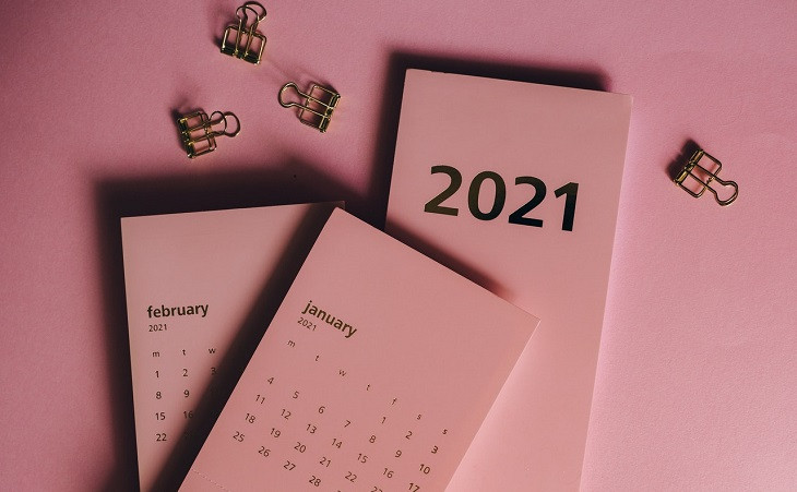 Mais um ano vai, mais um ano vem e o coronavírus sempre tem. Foto: Pexels.