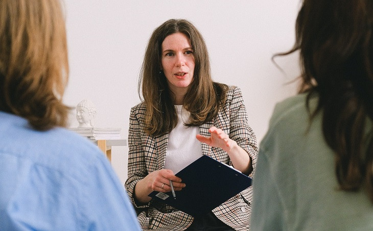 Mais mulheres na liderança é a meta da SAP. Foto: Pexels.