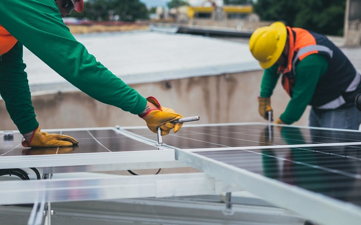 Energia solar está em alta. Foto: Pexels.