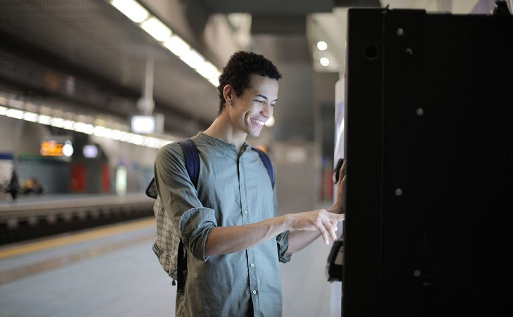 Perto é uma grande fabricante de ATMs. Foto: Pexels.