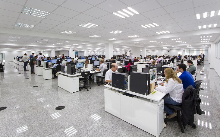 Funcionários da Senior em Blumenau. Foto: Divulgação.