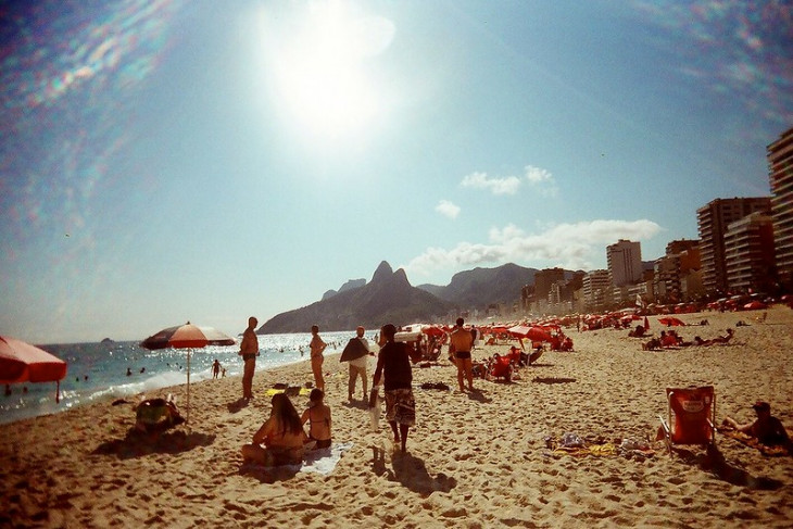 Quem sabe aquela nuvem lá no fundo não é da AWS. Foto: flickr.com/photos/leesean.