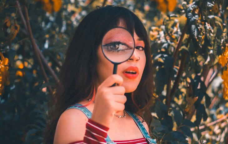 Dívidas são um assunto privado. Foto: Pexels.