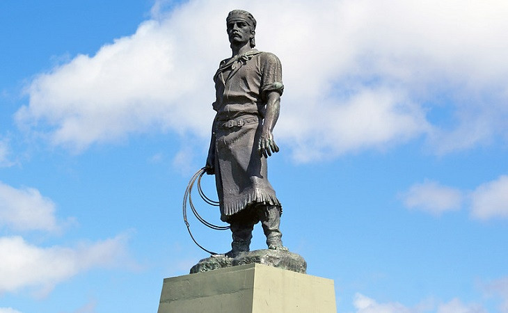 Laçador é o símbolo de Porto Alegre, mas a capital precisa mesmo de analistas de TI. Foto: flickr.com/photos/apr77