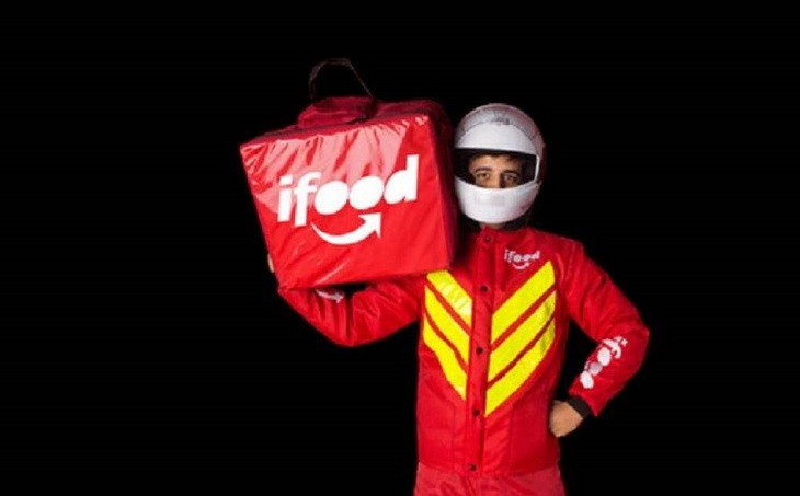 Agências criaram entregadores do iFood de mentirinha. Foto: Divulgação.