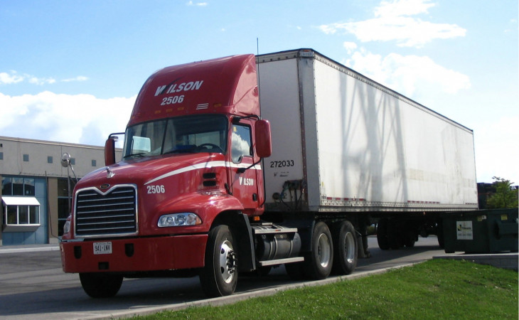 A Wilson's Truck Lines gerencia uma frota de mais de 600 carretas. Foto: Robert Archer