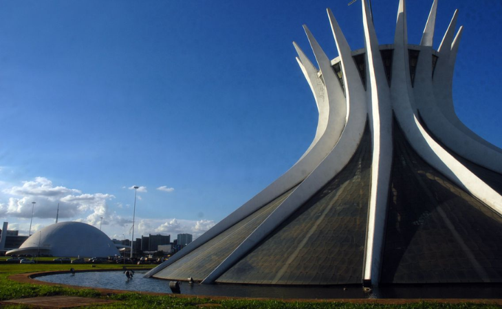Brasília foi uma das grandes capitais brasileiras a receberam sinal 5G este ano (Foto: Agência Brasil)