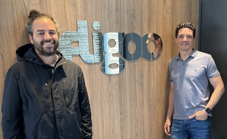 Lucas Olmedo, CEO da Fligoo, e Thiago Taranto, CEO da Mobi2buy. Foto: divulgação.