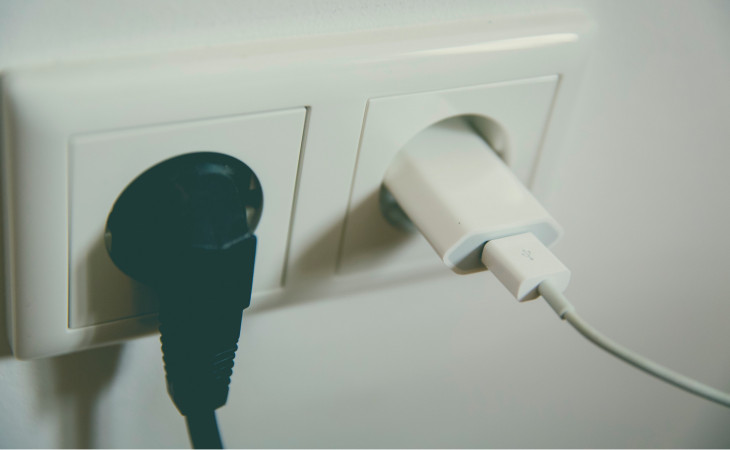 Qualquer produtor de energia que se conecte à rede da TIM terá desconto em sua conta de luz. Foto: Pexels