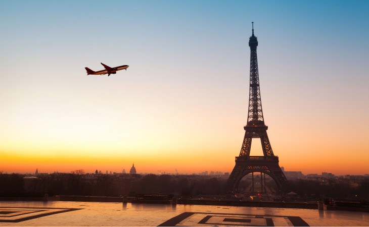 O voo para a capital francesa possui capacidade de 334 passageiros. Foto: Depositphotos