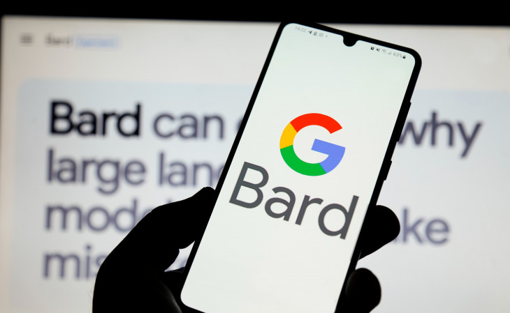O Bard se diferencia do ChatGPT por estar conectado em tempo real à Internet. Foto: Depositphotos