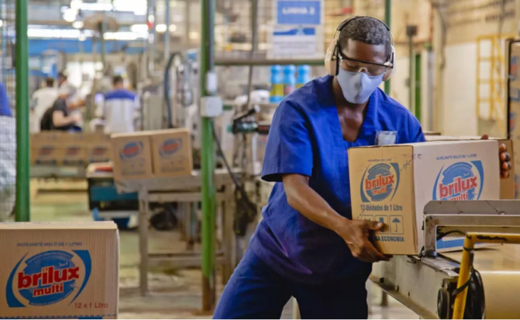 A Raymundo da Fonte é dona das marcas Brilux, Minhoto, Sonho, Even, Tubarão, Olimpo, Cloral, Muriongo, Filgueira, Alerta e Sentinela. Foto: Aurelio Alves