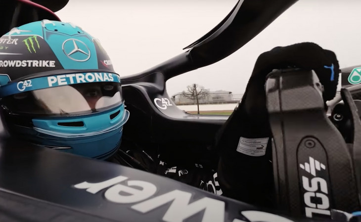 Lewis Hamilton é um dos pilotos mais famosos da Mercedes. Foto: Reprodução