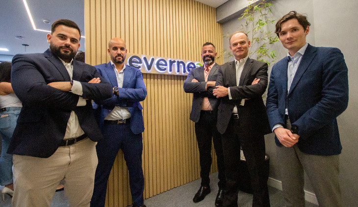 Executivos da Evernex e Maminfo.
