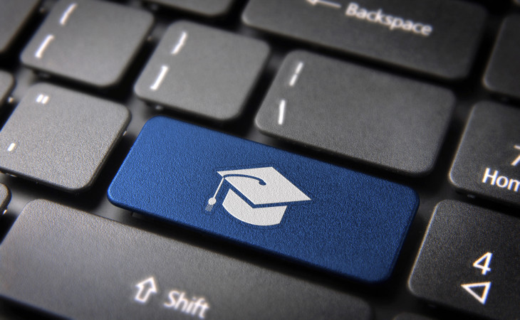 Educação em tecnologia parece ser o foco da multinacional. Foto: Depositphotos