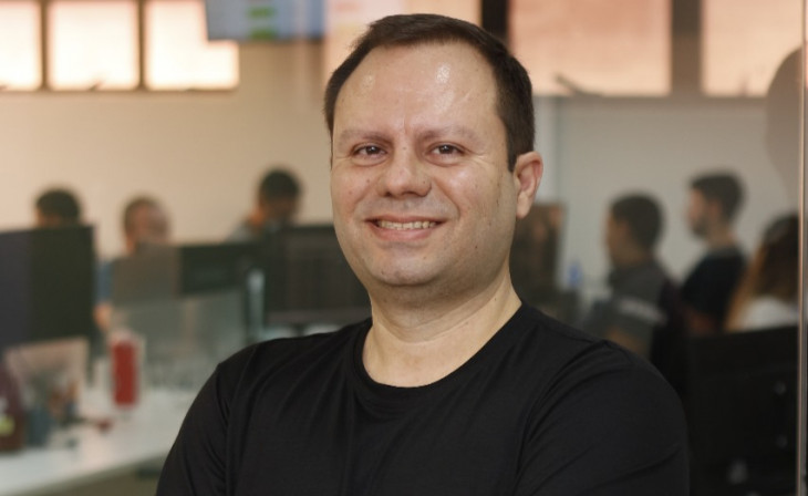 Leandro Steele, novo líder de pré-venda da Hostweb. Foto: Divulgação
