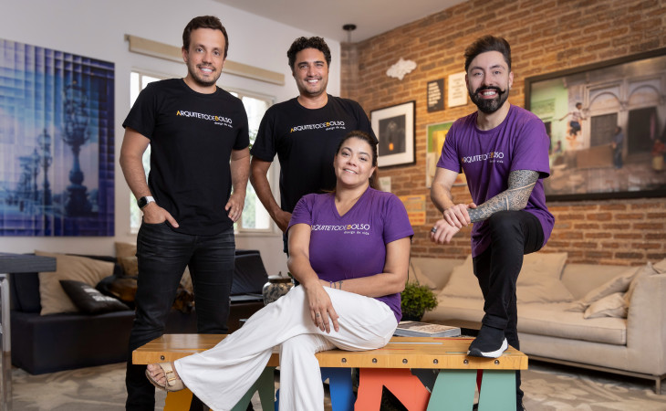 Gabriel Alves e Romero Rodrigues, da Headline, e Daniel Alves e Marcia Monteiro, do Arquiteto de Bolso. Foto: Divulgação