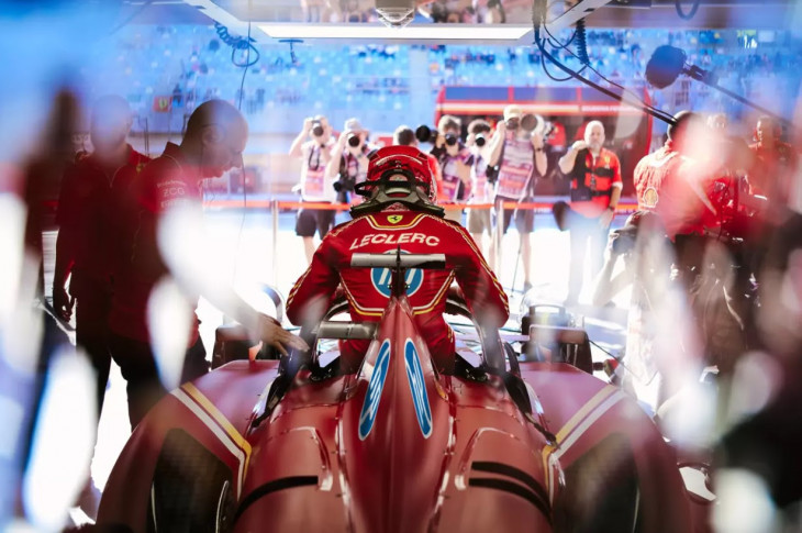 Logo da HP estará no macacão da Ferrari.