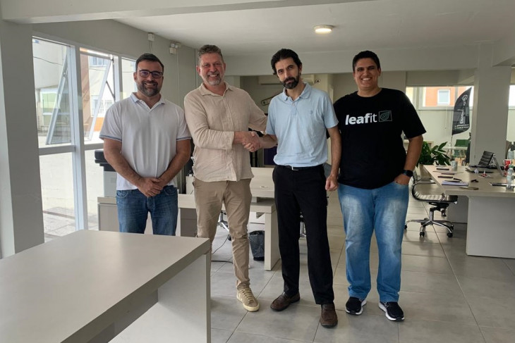 Diori Lovatto Ricaldi, CEO da Canvas360; Alessander Comandolli, CEO da LeafNext Group; Thiarley Macedo, CEO da Enttry Software; e Marlon Santos da Veiga, CEO da DocService.