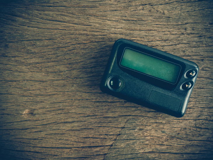 Para quem não sabe, isso é um pager. Foto: Depositphotos.