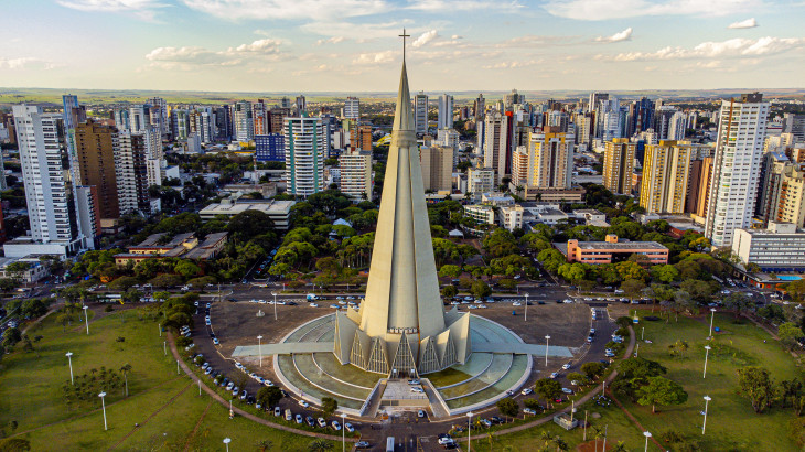 Catedral de Maringá, um dos cartões postais da cidade - Foto: Depositphotos