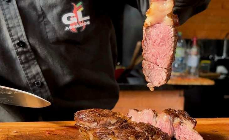 GL Assados traz a experiência de um churrasco premium para a sua empresa.