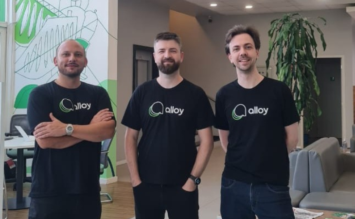 Na Imagem estão Nareo Lucas de David da Silva, CEO; Eliezer Debus Righi, CMO e CPO; e Eduardo Debus Righi, CTO da Alloy.
