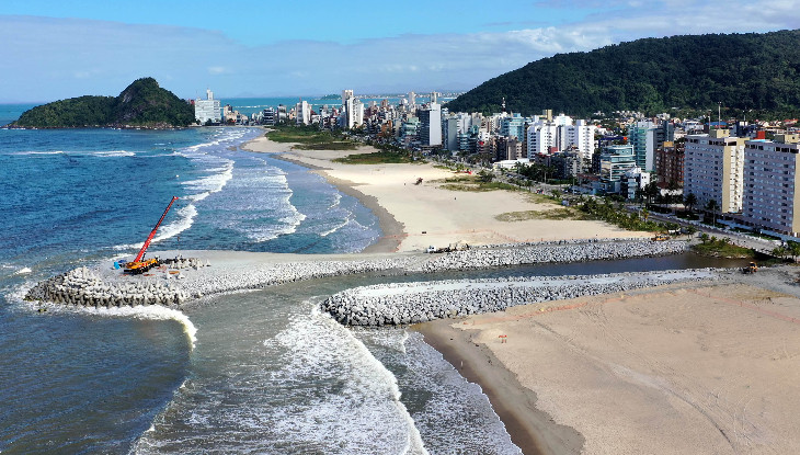 Matinhos, uma das praias mais populares do Paraná. Foto: Albari Rosa/AEN