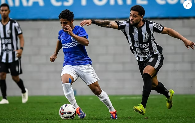 Jogador do Barra FC. Foto Tiago Winter / Barra FC