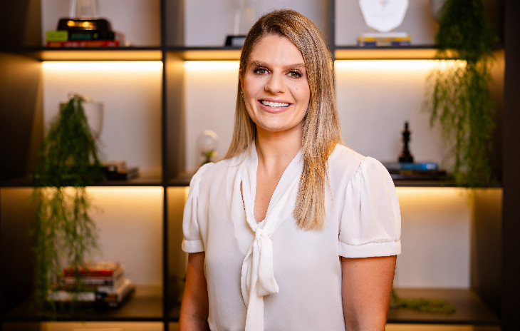 Jéssica Ariane Bartosewiz, head-executiva de HCM na Senior Sistemas.