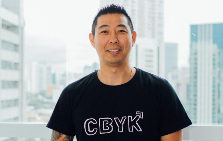 Maur&iacute;cio Matsuda.